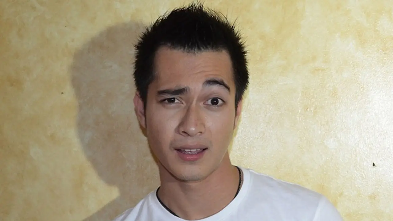 Eza Gionino