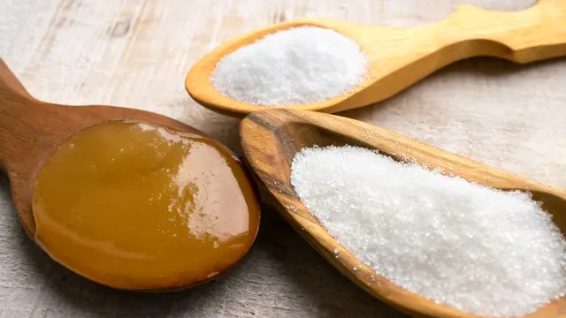 Madu dan gula