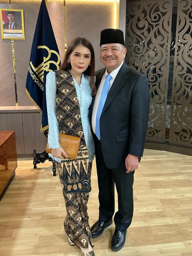 Tampilan Srikandi Keluarga Otto Hasibuan saat Pelantikan Wakil Menteri dari Istri, Putrinya, hingga Jessica Mila. [@nataliahasibuan]