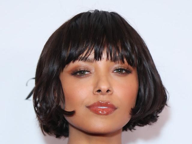 15 Cara Menata Rambut Pendek Ke Pesta Bisa Dilakukan