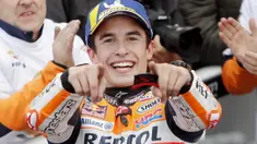 Pembalap Tim Repsol Honda, Marc Marquez, akhirnya kembali ke lintasan MotoGP usai absen selama sembilan bulan karena tangan kanannya patah setelah mengalami kecelakaan di Sirkuit Jerez, 19 Juli 2020. (AP/Alberto Saiz, file)