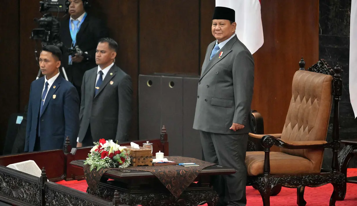 Presiden Indonesia Prabowo Subianto  saat tiba menghadiri Sidang Tahunan MPR RI dan Sidang bersama DPR dan DPD RI tahun 2026 di Gedung Nusantara, Kompleks Parlemen, Senayan, Jakarta, Jumat, 14 Agustus 2026. (AFP/ Bay Ismoyo)