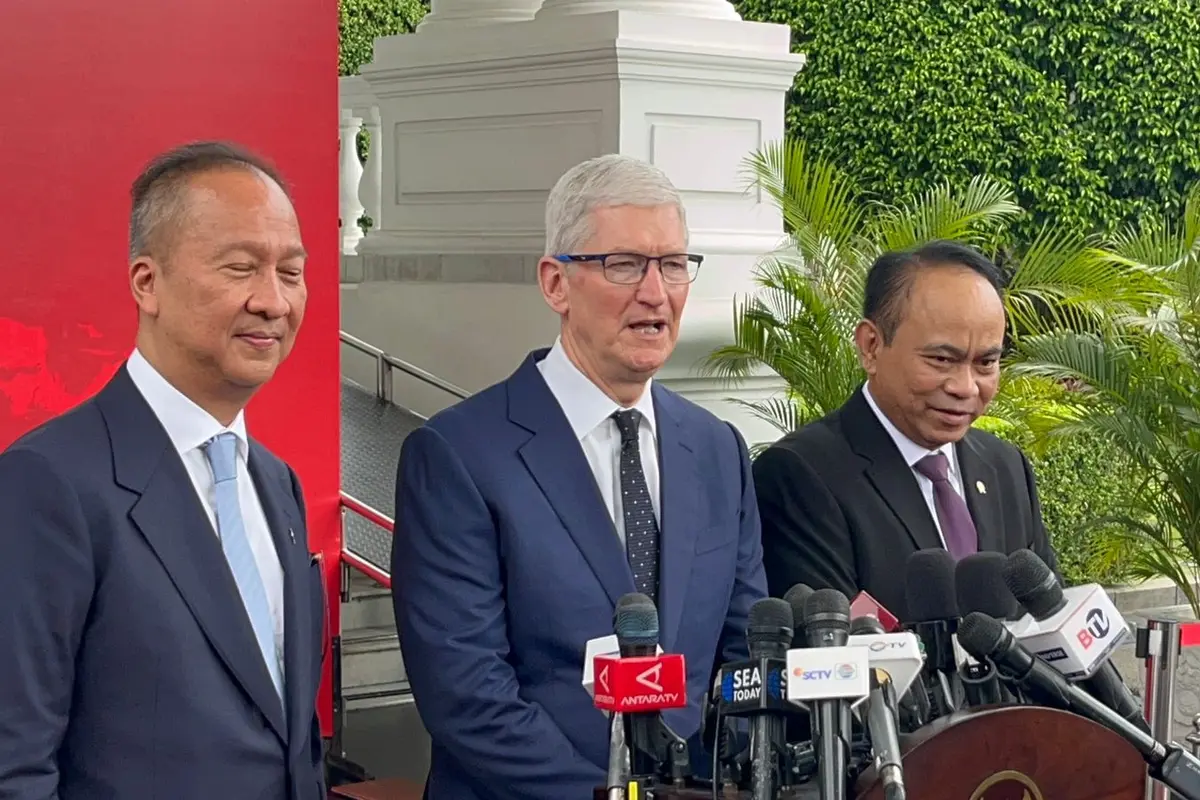 CEO Apple Tim Cook Bertemu Presiden Jokowi di Istana