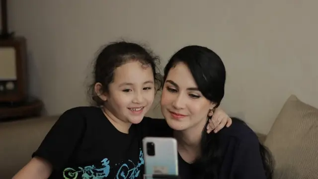 9 Nama Anak Artis Ini Indah dan Punya Makna yang Dalam