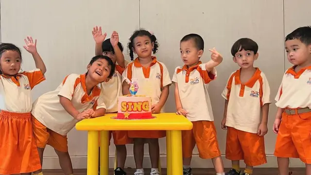 Potret perayaan ulang tahun Gewa ke-4 (Sumber: Instagram/gewaatlanasyamayim)