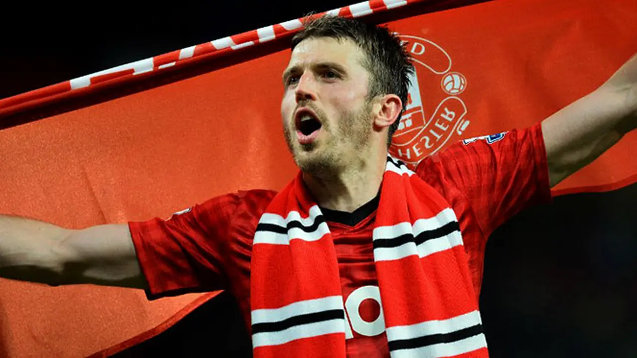 michael-carrick-131119c.jpg