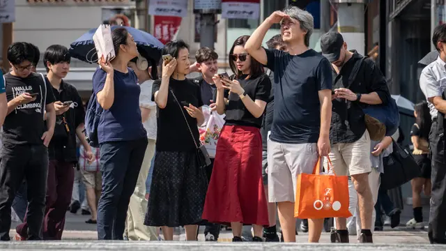 Suhu Panas Landa Sebagian Besar Wilayah Jepang