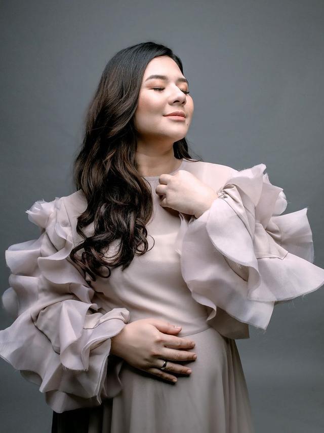 Maternity Shoot Eriska Rein