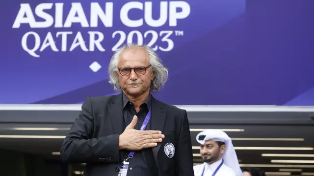 Petar Segrt saat menukangi Timnas Tajikistan di Piala Asia 2023
