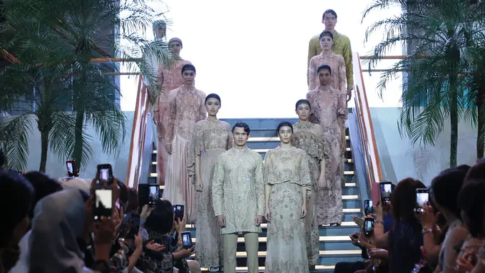 Koleksi Priyo Oktaviano