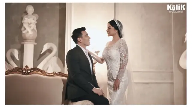 9 Potret Prewedding Dinnar Candy dan Ridho Ilahi, Usung Adat Minang Serta Modern