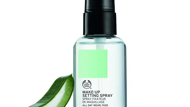 Makeup Tahan Lebih Lama dengan Setting Spray Aloe Vera