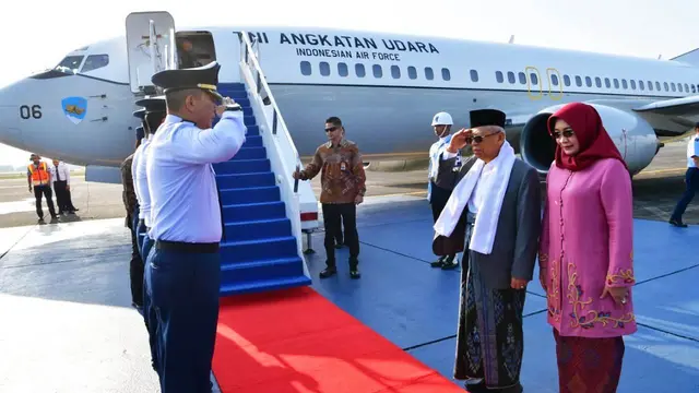 Wakil Presiden Ma'ruf Amin dan istrinya, Wury Ma'ruf bertolak ke Magelang melalui Yogyakarta dari Halim Perdanakusuma. (dok Setwapres)