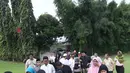 Tasya menuliskan kalimat yang begitu mengharukan. Ada kalimat yang menyatakan ketidak percayaan atas kepulangan Sang Ayah kepada menghadap Sang Pencipta. Ia pun tak bisa membayangkan  telah menjadi anak Yatim. (Nurwahyunan/Bintang.com)