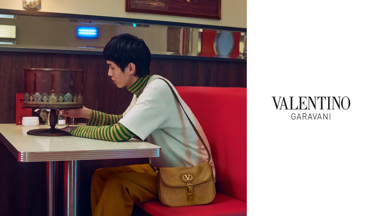 Dalam putaran tanpa akhir zoetrope, seekor kuda berlari terus-menerus. Melambangkan dinamika kehidupan, kebebasan, serta kemungkinan baru yang senantiasa terbuka. [Valentino]