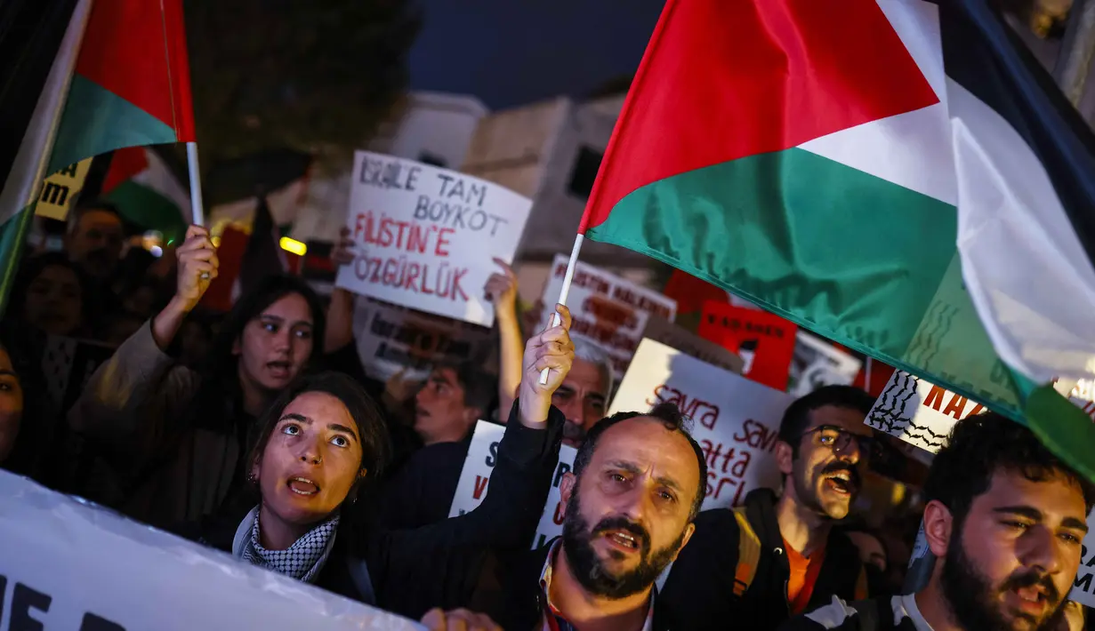 Kementerian Luar Negeri Turki menuding PM Israel Benjamin Netanyahu menjalankan kebijakan militer yang kejam dan tidak manusiawi. (KEMAL ASLAN/AFP)