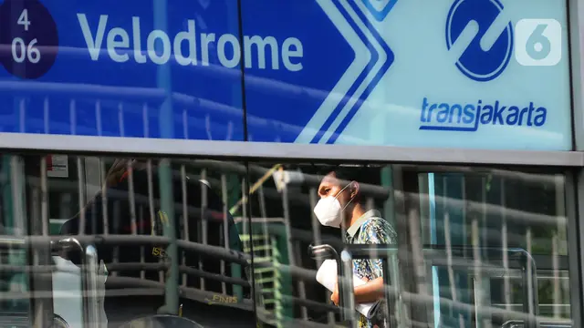 Polusi Udara Pakai Masker