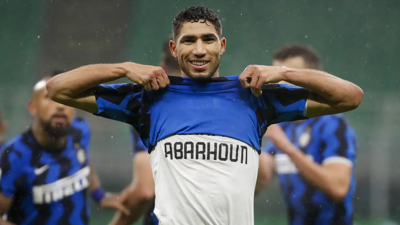 Foto Liga Italia: 2 Gol Achraf Hakimi Lengkapi Kemenangan 3-1 Inter Atas Bologna