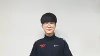 Atlet eSports T1 asal Korea Selatan, Faker. (Dok. Twitter/Faker)