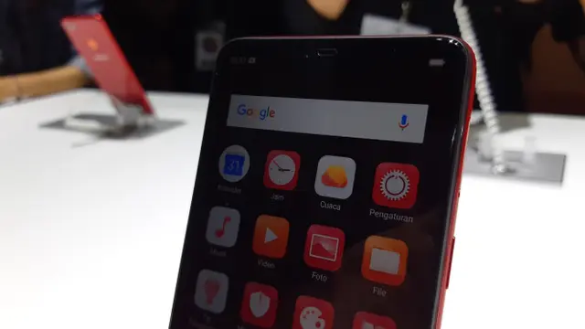 Oppo F7. Liputan6.com/Agustinus Mario Damar