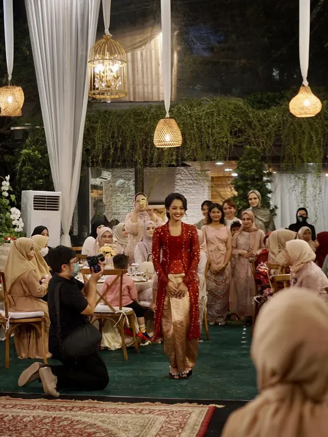 6 Momen Mutiara Baswedan saat Lamaran, Putri Anies Baswedan