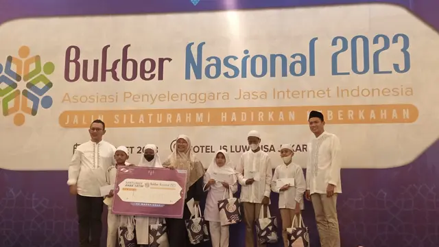 Buka bersama APJII