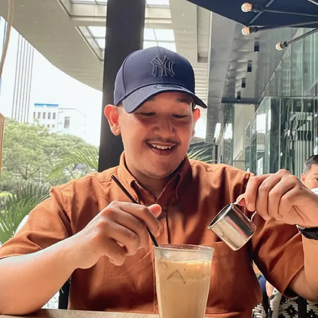 6 Potret Terbaru Mantan Artis Cilik Rifat Umar, Bikin Pangling Usai 6 Tahun Vakum