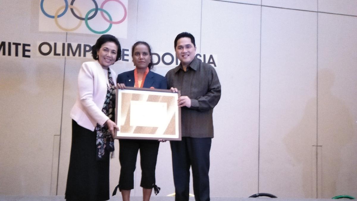 Legenda Atlet Angkat Besi Lisa Rumbewas Meninggal Dunia, Warganet ...