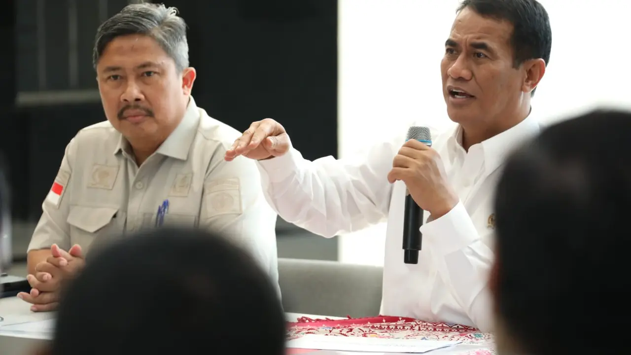 Menteri Pertanian (Mentan) Andi Amran Sulaiman meminta Inspektorat Jenderal (Itjen Kementan) segera berkoordinasi dengan Komisi Pemberantasan Korupsi (KPK)