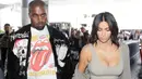 Kim Kardasian menemani suaminya, Kanye West ke UGD di San Fernando Valley pada Minggu, 22 Juli waktu setempat. (REX/Shutterstock/HollywoodLife)