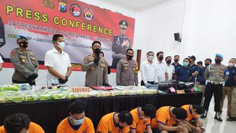 Polisi Amankan 90 Kg Sabu di Surabaya, 8 Tersangka Terancam Hukuman Mati