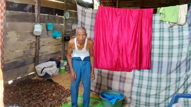 Lansia Asal Konawe, Pingsan di Atas Bara Api