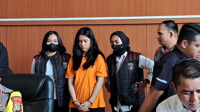 Ghisca Debora Aritonang, Tersangka Penipuan Tiket Konser Coldplay di Jakarta