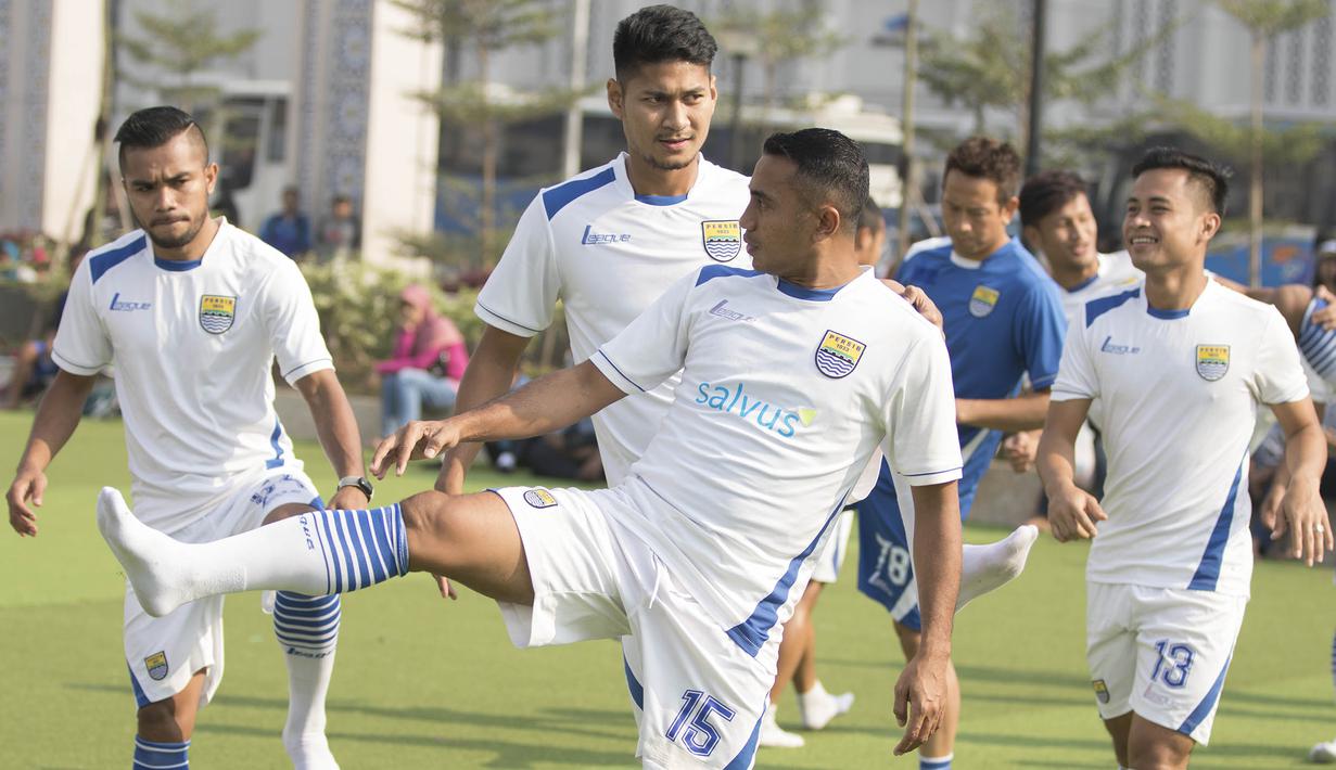 Persib Harus Berani Lebih Menyerang Di leg kedua semifinal Piala Presiden 2015 (Bola.com/Vitalis Yogi Trisna)