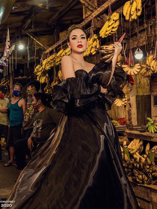 Melaney Ricardo Pakai Outfit Seharga 1 Miliar untuk ...