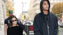 Sepertinya perpisahan Kourtney Kardashian dan Younes Bendjima tak berakhir dengan baik-baik. (footwearnews)