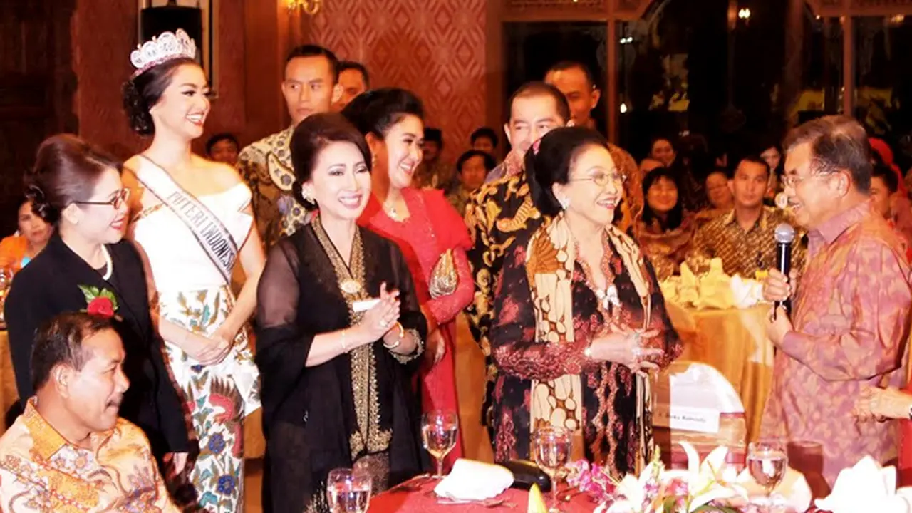 Ultah DR. BRA Mooryati Soedibyo Bertabur Selebritas dan Pejabat