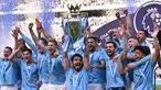 Dalam sejarah sepak bola Inggris, tercatat hanya ada 5 klub yang mampu menjuarai Liga Inggris secara berurutan dalam 3 musim yang hingga kini masih menjadi rekor alias pencapaian terbaik. Dari kelima klub tersebut, Manchester City sebagai klub terakhir dengan capaian tersebut berpeluang menjadi klub pertama yang melakukannya dalam empat musim berurutan jika mampu menjadi juara pada akhir musim 2023/2024 ini. (AFP/Oli Scarff)