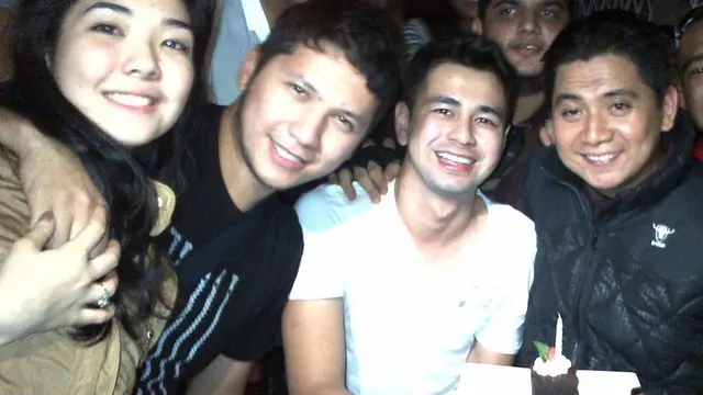 Potret jadul Raffi Ahmad (Foto: Instagram/@raffinaguita1717)