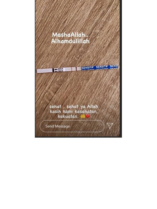 8 Potret Mesra Tata Janeeta dan Brotoseno, Umumkan Kehamilan Pertama