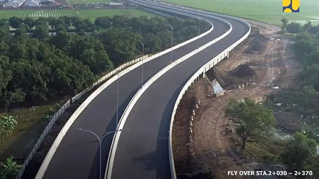 Kementerian PUPR melaksanakan pembangunan jalan akses ke Pelabuhan Patimban sepanjang 8,2 km. (Dok Kementerian PUPR)