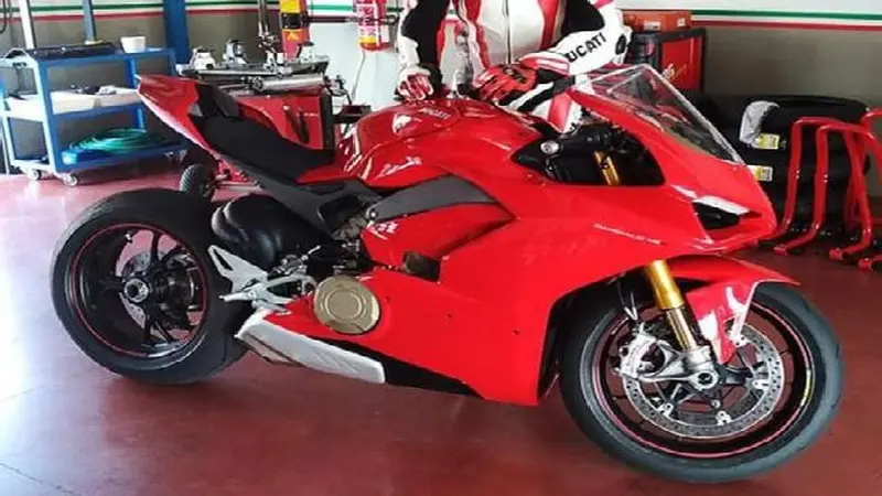 Bocoran Ducati Panigale V4 (Foto:AsphaltandRubber)