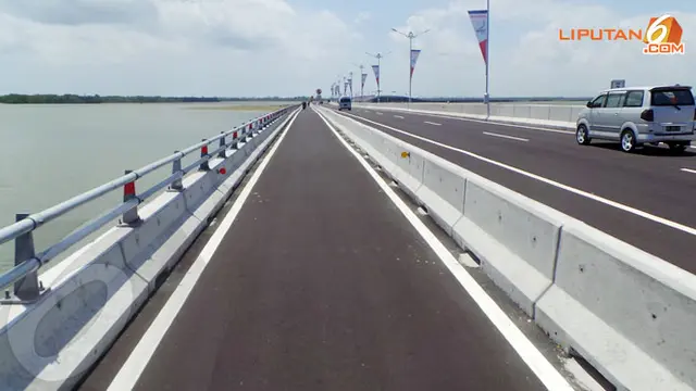 5-tol-bali-apec-130930d.jpg