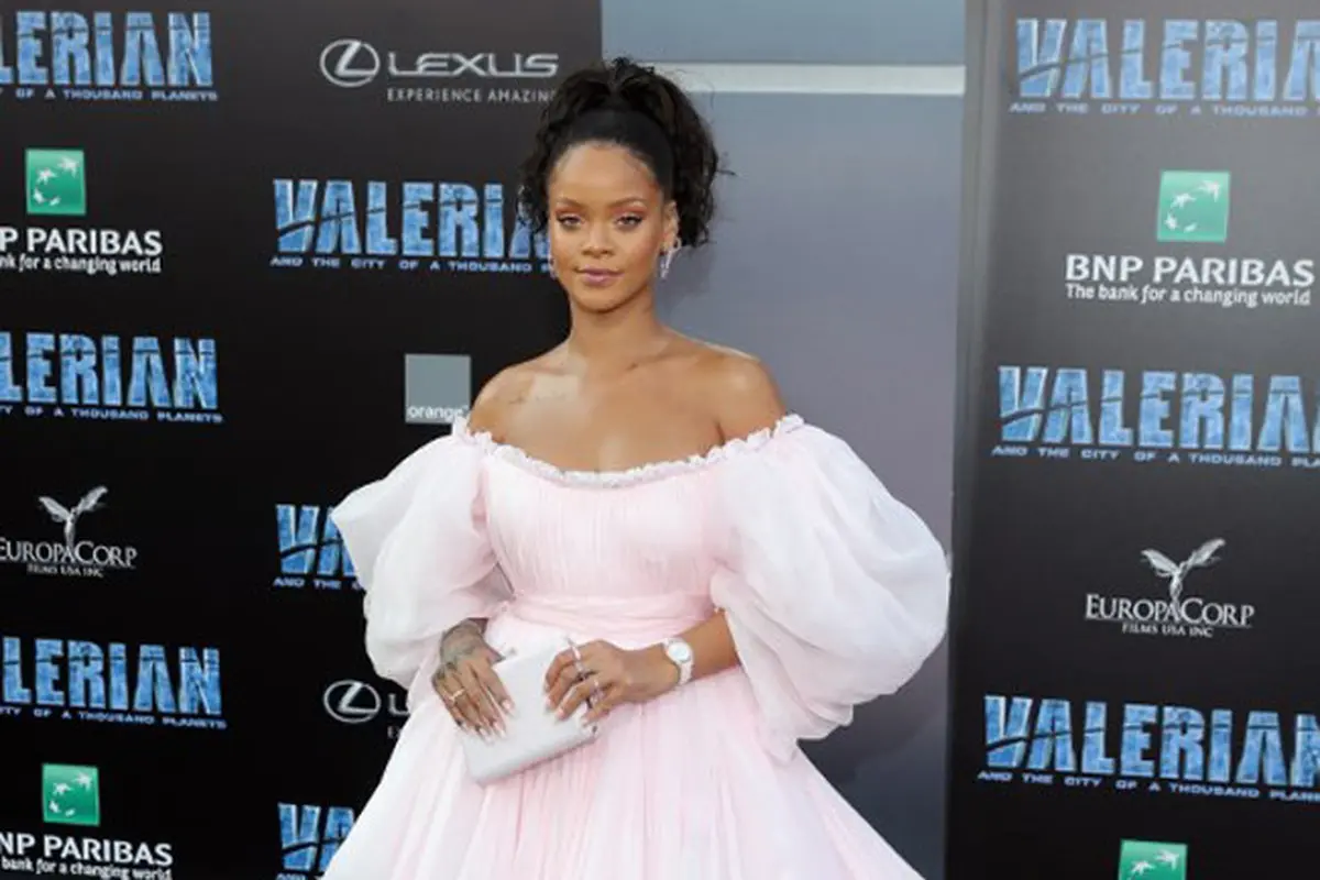 [Bintang] Rihanna