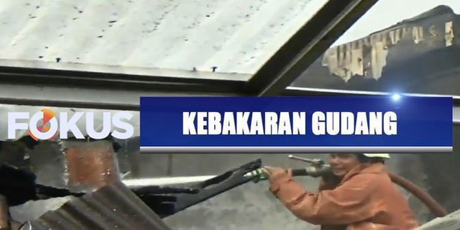 Si Jago Merah Lalap Gudang Onderdil di Jatinegara