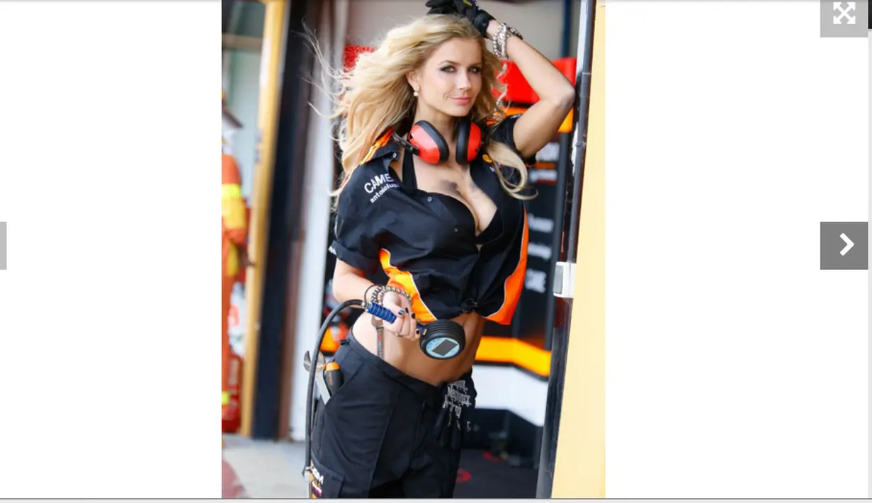 Inilah Paddock Girl MotoGP di Valencia, Minggu (8/11/2015). (Photo/motogp.com)