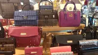 Khusus untuk wilayah Indonesia, Paris Hilton memberikan diskon sebesar 20 persen untuk seluruh produk tasnya.