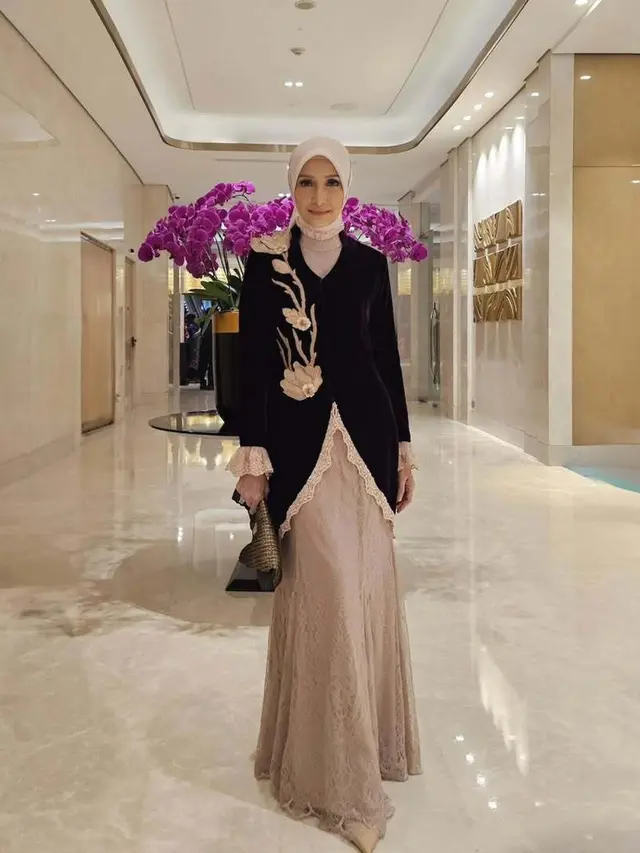 Inspirasi Outfit Kondangan Ala Artis Lawas 90-an/via Instagram