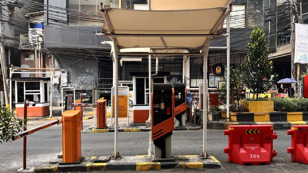 Operasional parkir otomatis di kawasan Blok M Square, Jakarta Selatan (Jaksel) kembali berjalan normal.