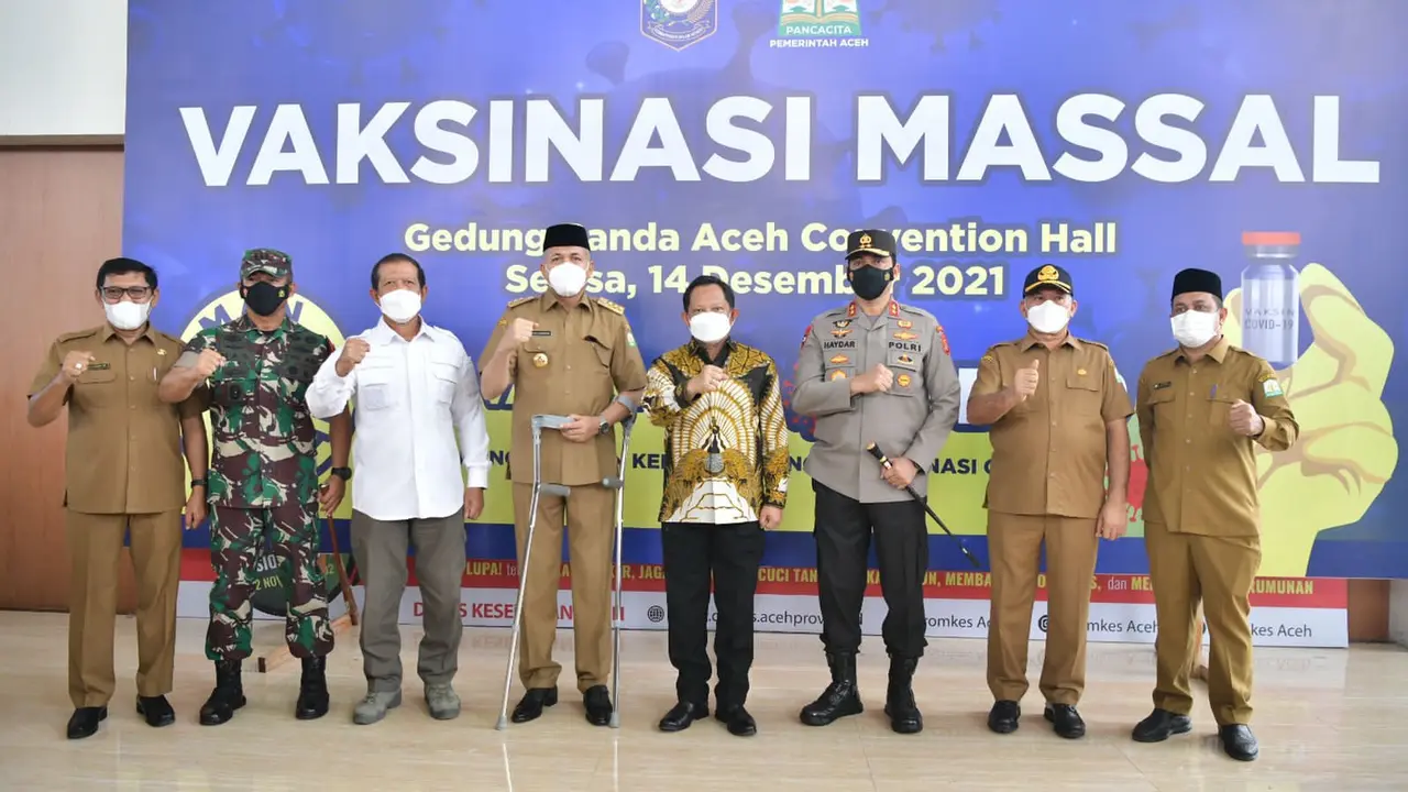 Mendagri Minta dan Ajak Semua Pihak Dukung Percepatan Vaksinasi di Aceh
